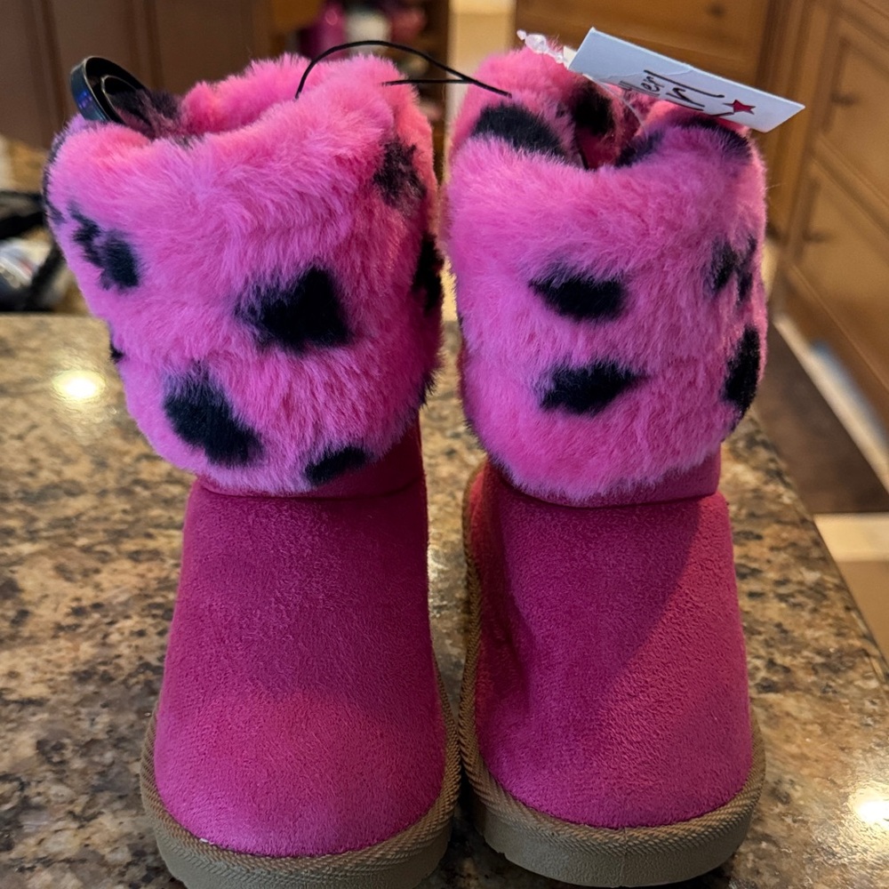 Olivia Miller girl Pink and Black Kids Boots